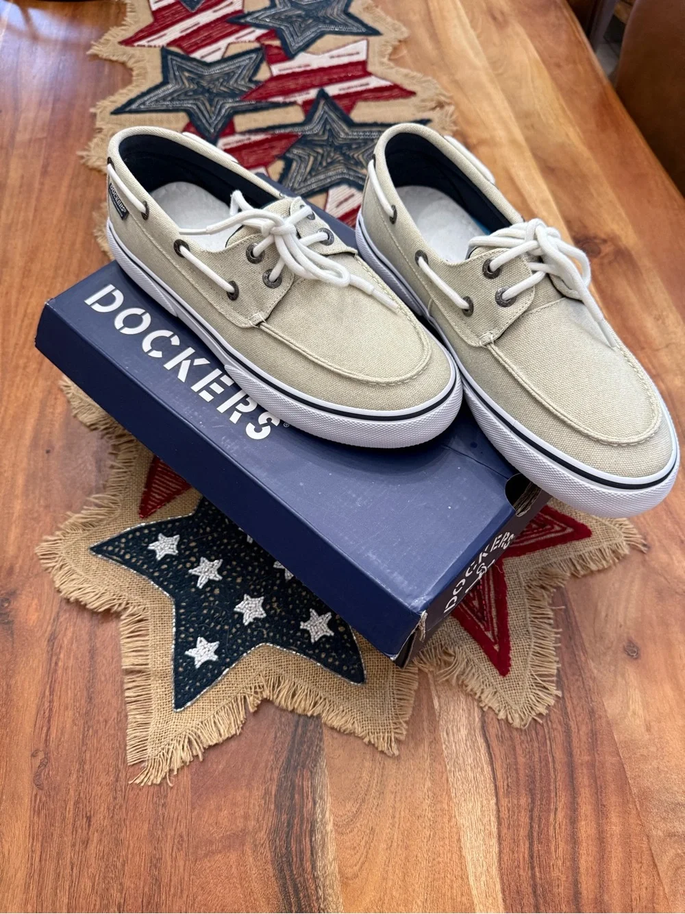 Dockers Men’s Beige Canvas Boat Shoes, 9